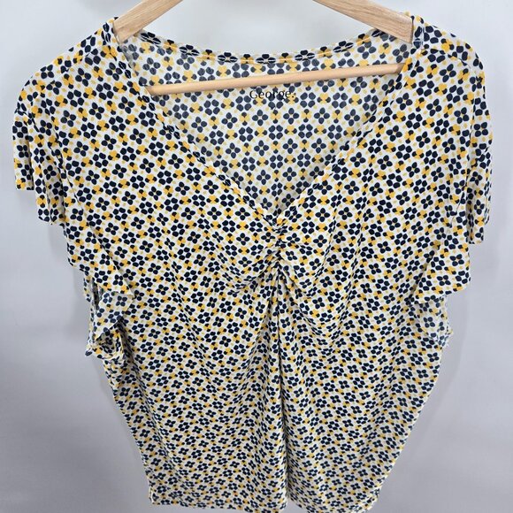 George V-Neck White Yellow Blue Floral Mexico V-Neck T-Shirt Size 42 Plus Sized - Picture 1 of 7